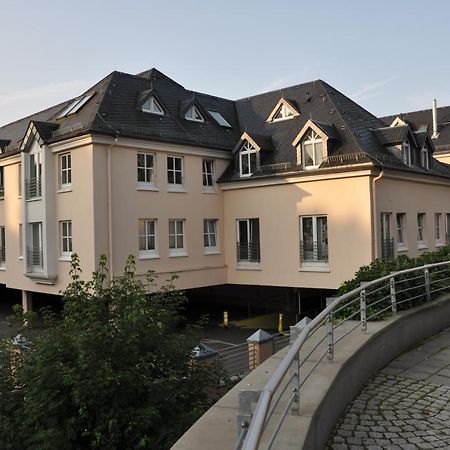 Attraktives Appartement Im Stadtzentrum Plauen Balkon Lift Exterior foto